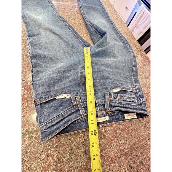 Levis Wedgie Jeans Size 25 High Rise Straight Medium Blue Denim Button Fly - Picture 12 of 16